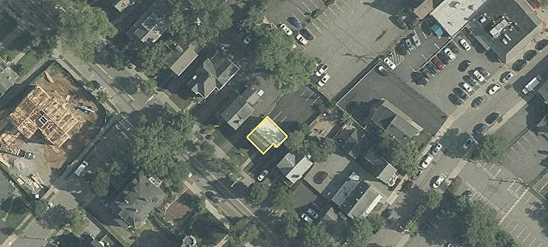 90 Maple Ave