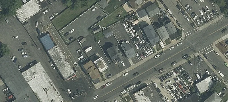 313 Rahway Ave, Unit 17