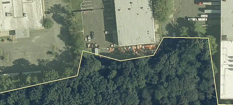 435 Industrial W Way