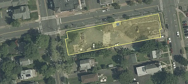 201 Walnut Ave