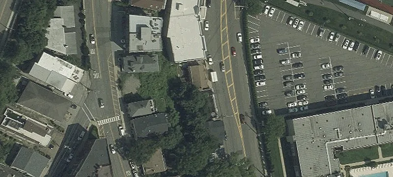 1088 Riv Rd