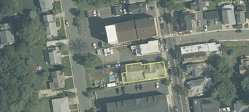 105 Main St