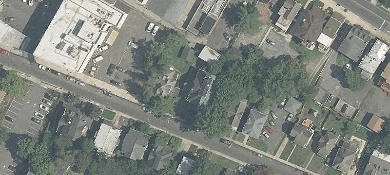 42 Curtis Ave
