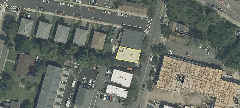 618 Maple Ave