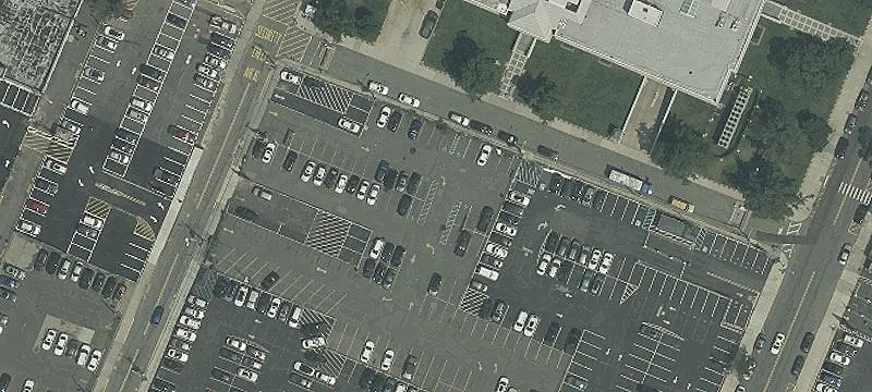 11 Bch St