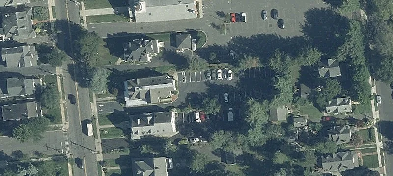 225 Broad St