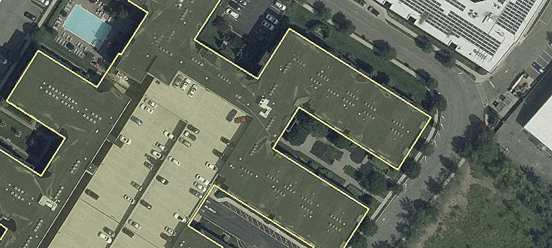 100 Sterling Blvd