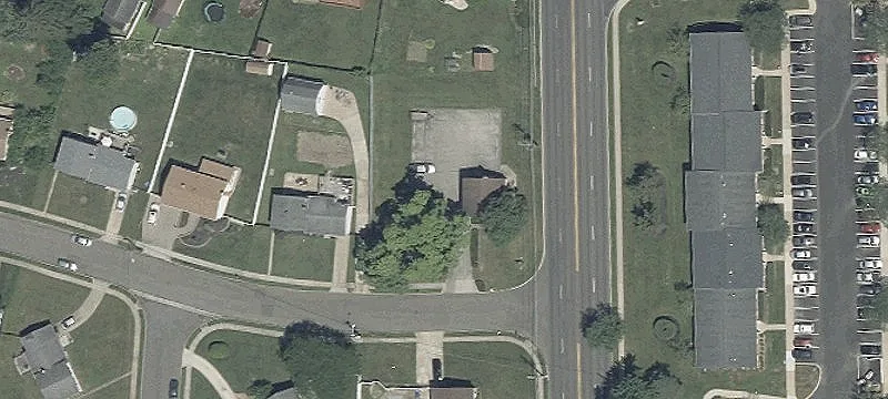 48 Maple Ave