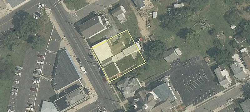 15 Main St