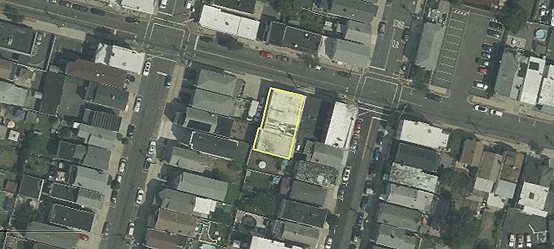 209 Central Ave, Unit 211