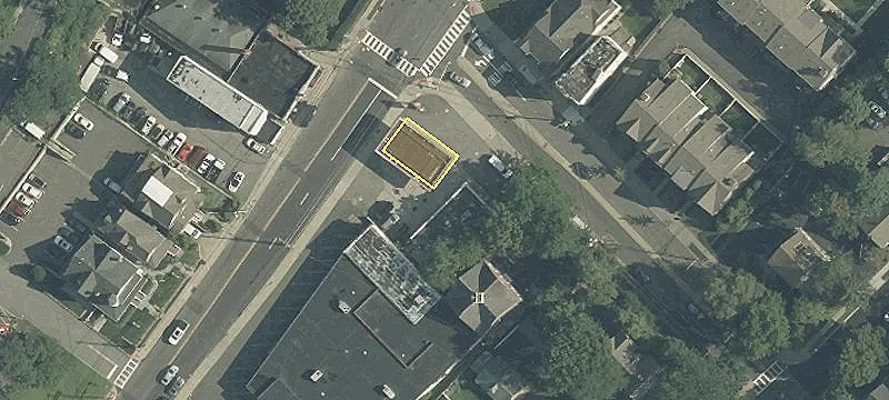 2 Mt Kemble Ave