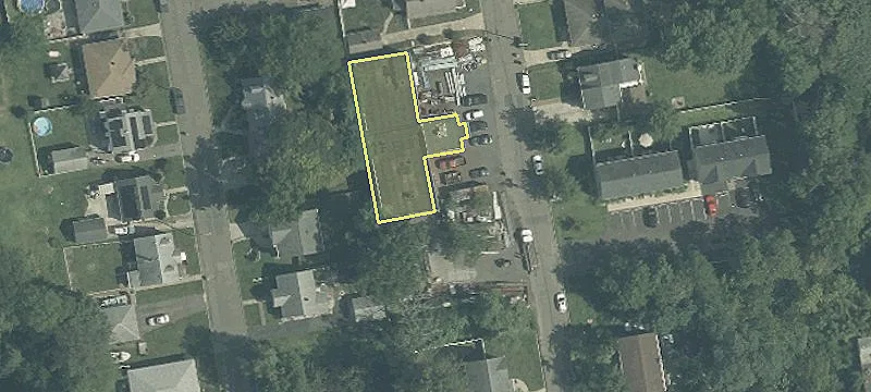 33 Brookside Ave