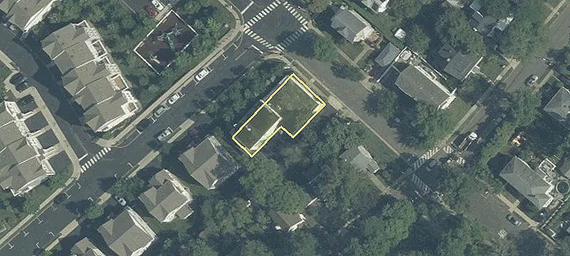 810 2nd Ave