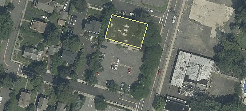 550 Maple Ave