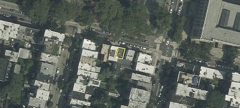 209 4th St
