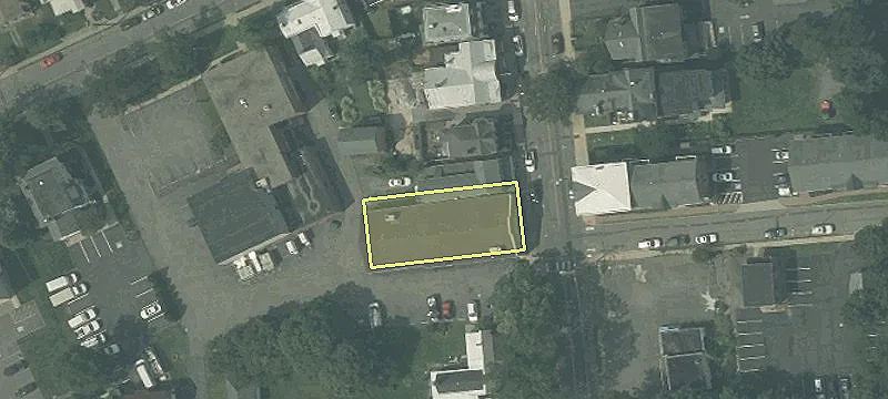 137 Main St