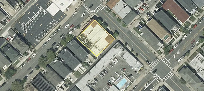 506 9th St
