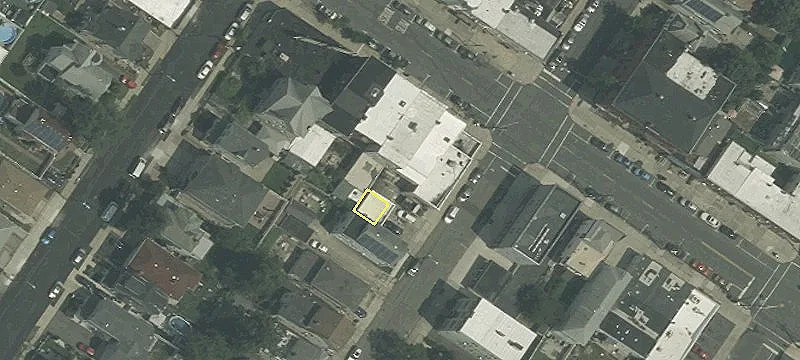 152 Midland Ave