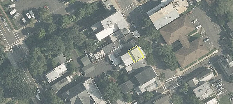 138 Farnsworth Ave
