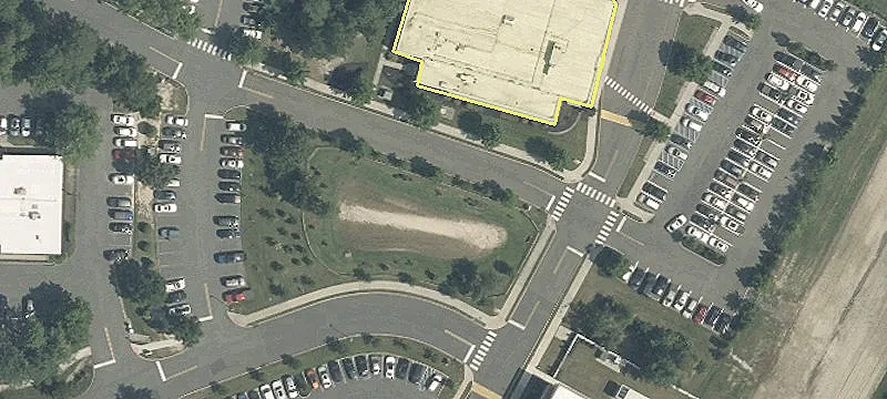 2500 English Crk Ave, Unit 105