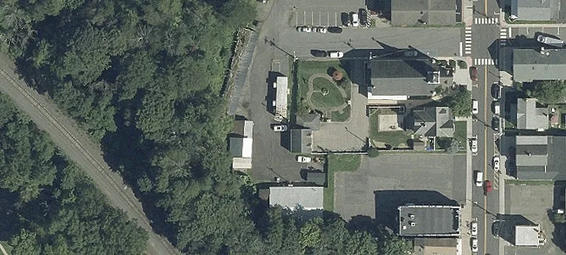 1 Van Syckle St