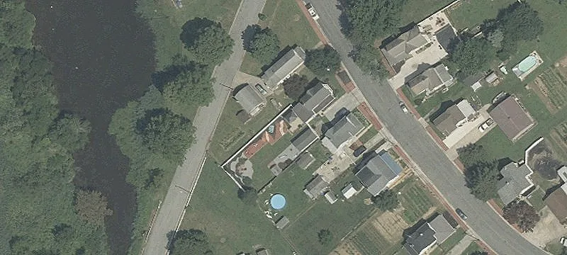 97 Main St