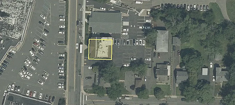 89 Maple Ave