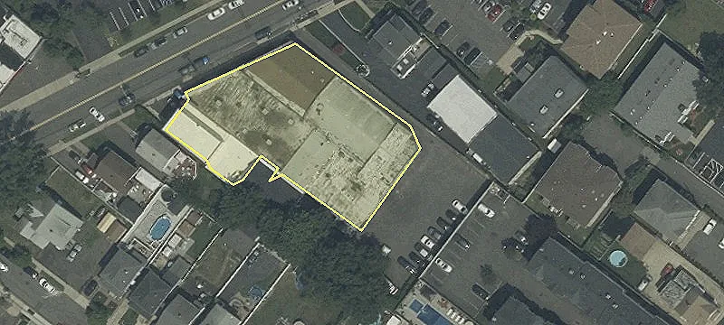 50-52 Park Ave, Unit 52