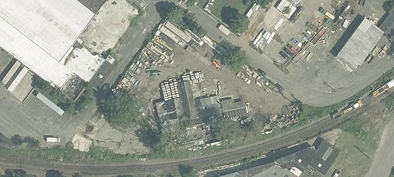 34 3rd Ave