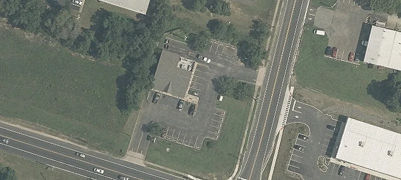 4486 Harding Hwy
