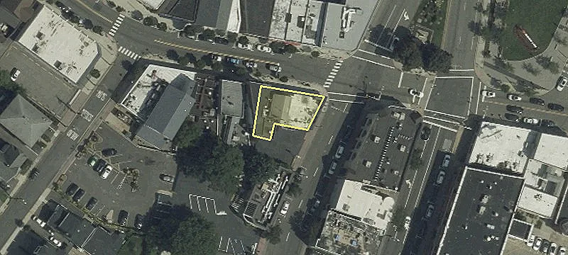 204 Main St