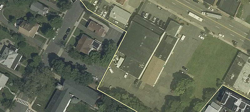645 Bloomfield Ave