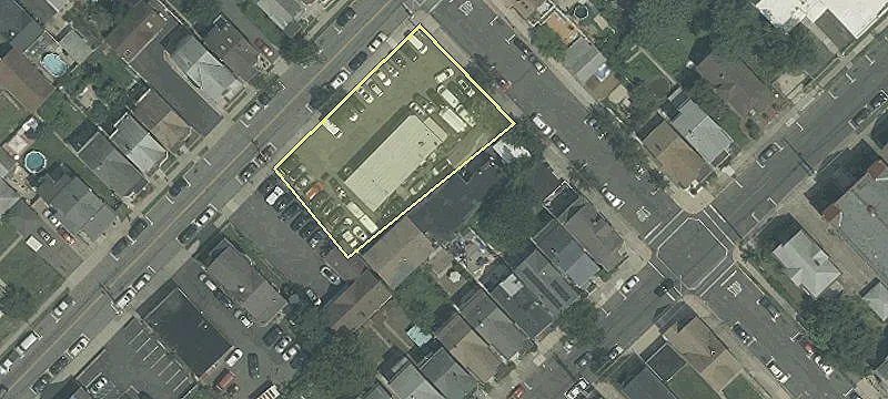 242-A No 8th St
