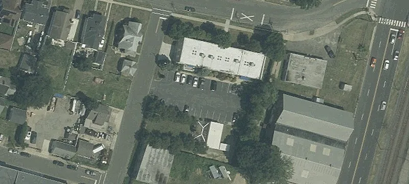 11 Evergreen Ave, Unit 13