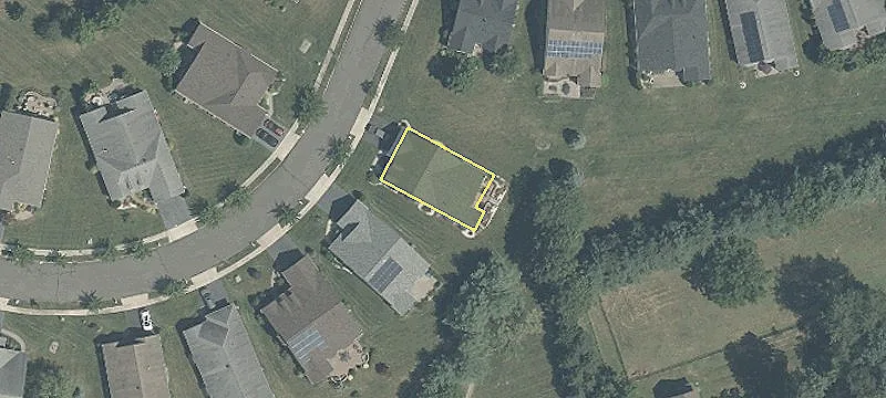 42 Betsy Ross Dr