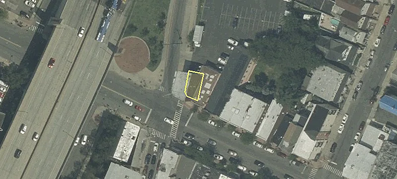 959 Elizabeth Ave