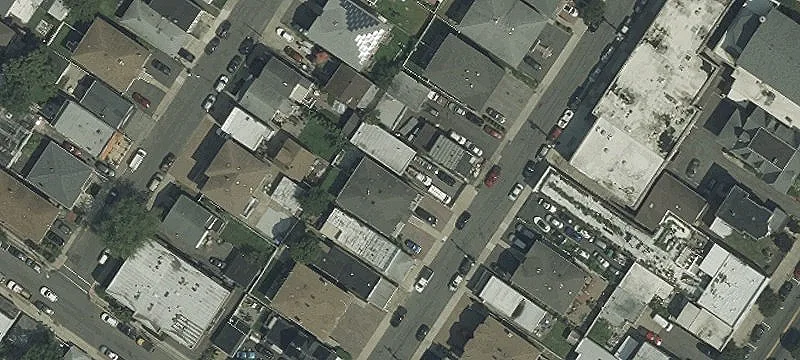 219 4th St
