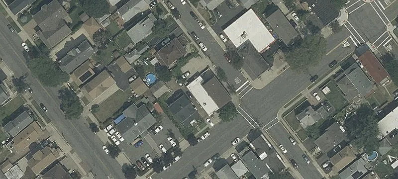 61 Un Blvd