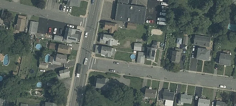 930 Ringwood Ave