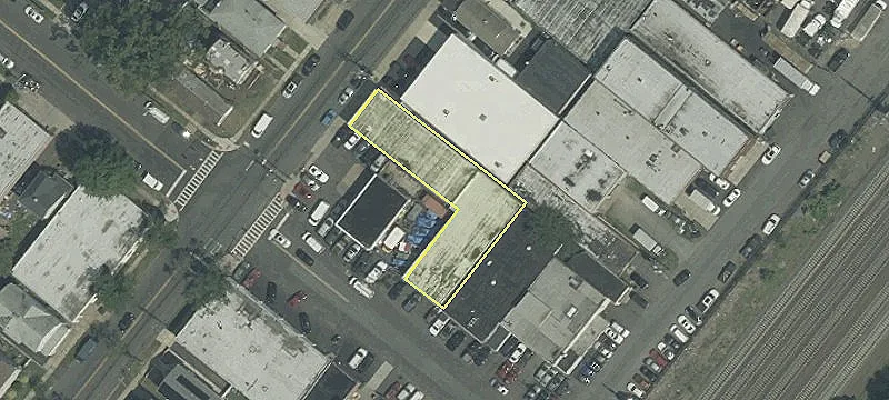 608 Elizabeth Ave