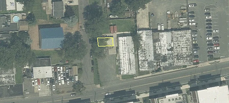 271 Lincoln Blvd