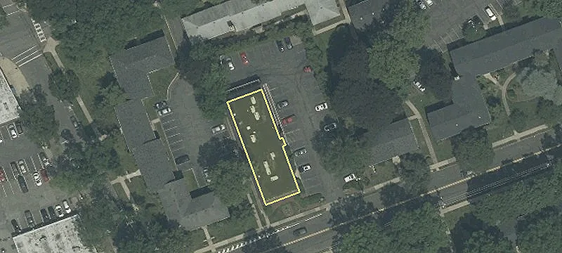 25-15 Fair Lawn Ave