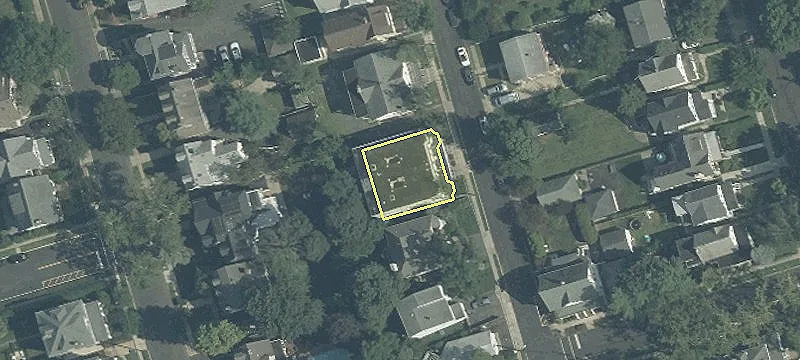 56 Cedar Ave
