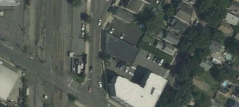 79 Ridgefield Ave