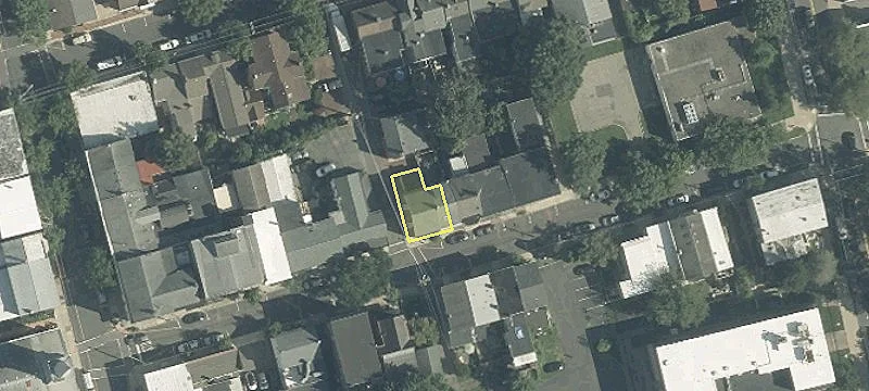 18 Church St
