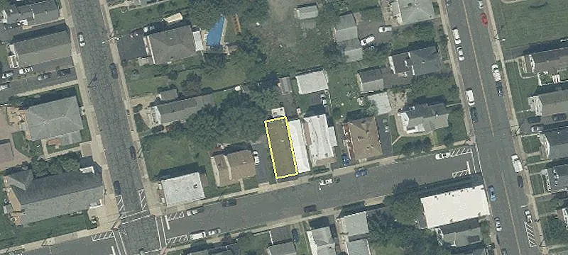 10 2nd St