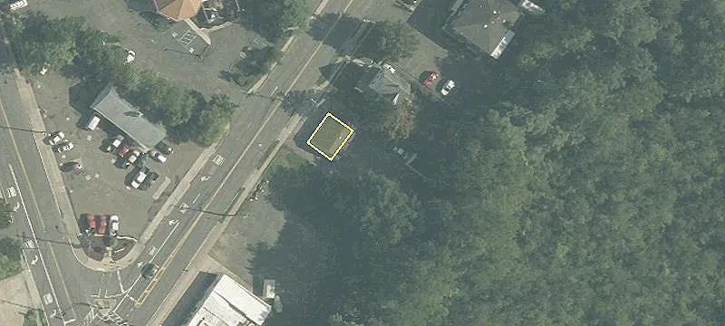 323 Main St