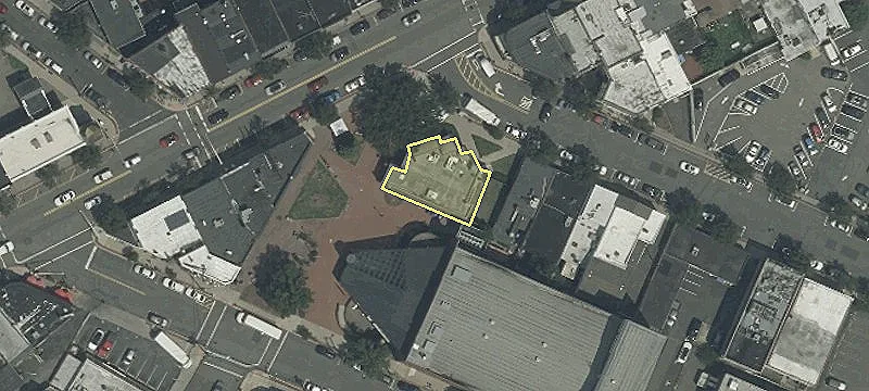 5 Sylvan St
