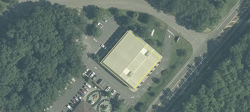 202 Commercial Ct