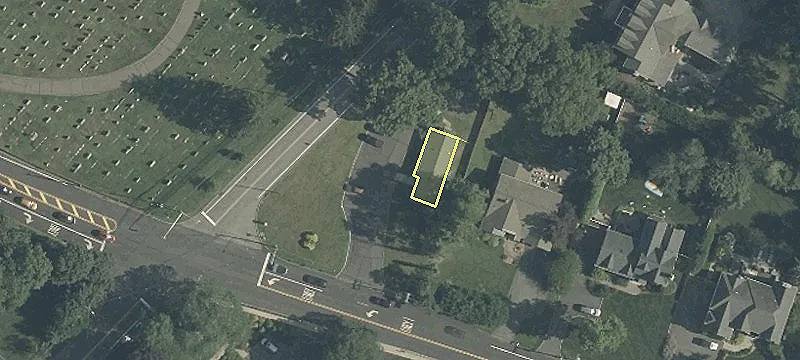 384 Shunpike Rd